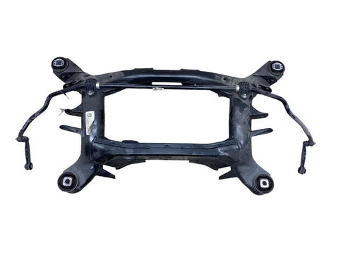 2022 - 2024 BMW X4 G02 OEM 2.0L REAR SUBFRAME UNDERCARIAGE CROSSMEMBER *18K* used OEM rear subframe and crossmember