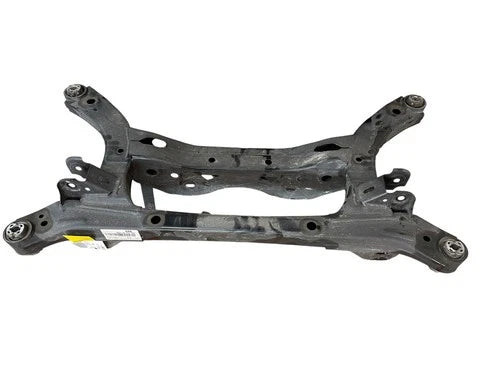2024-2025 HYUNDAI SONATA 2.5L REAR SUBFRAME SUSPENSION CRADLE CROSSMEMBER OEM used OEM rear subframe and crossmember