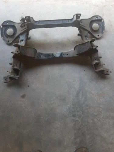 2008-2015 Nissan Armada Rear Subframe Crossmember OEM used OEM rear subframe and crossmember