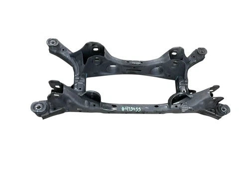2025 HYUNDAI TUCSON 2.5L FWD REAR CROSSMEMBER CRADDLE SUBFRAME OEM used OEM rear subframe and crossmember