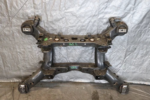 2018 JEEP GRAND CHEROKEE TRACKHAWK 6.2L 4X4 OEM REAR SUBFRAME CROSSMEMBER #1652 used OEM rear subframe and crossmember