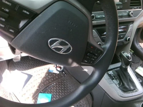 2017-2018 Hyundai Elantra Driver Steering Wheel Korea Built Sedan Used OEM Airbag