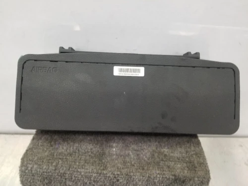 2021 Hyundai Palisade Driver Knee Black SEL Used OEM Airbag