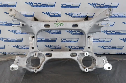 2015 CHEVROLET CORVETTE C7 Z06 LT4 OEM REAR SUBFRAME CROSSMEMBER #1398 used OEM rear subframe and crossmember