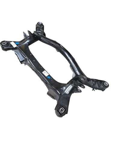 BMW 330e G20 REAR SUBFRAME SUB FRAME CROSSMEMBER CROSS MEMBER OEM 2021 - 2022 used OEM rear subframe and crossmember