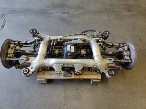 2006 BMW E60 530I REAR DIFFERENTIAL AXLE SUSPENSION SUBFRAME BAR ASSEMBLY used OEM rear differential carrier