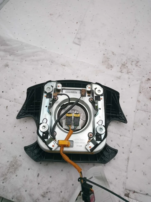 2006 Hyundai Azera Driver Steering Wheel Used OEM Airbag