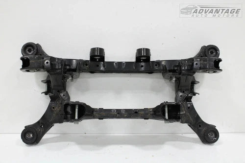 2019-2020 HYUNDAI SANTA FE AWD REAR CROSSMEMBER SUBFRAME CRADLE SUPPORT OEM used OEM subframe bracket and support