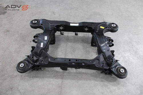 2024 - 2025 ACURA ZDX RWD REAR SUBFRAME SUB FRAME CROSSMEMBER CROSS MEMBER OEM used OEM rear subframe and crossmember