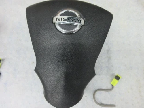 2016-2019 Nissan Versa Driver Steering Wheel Used OEM Airbag