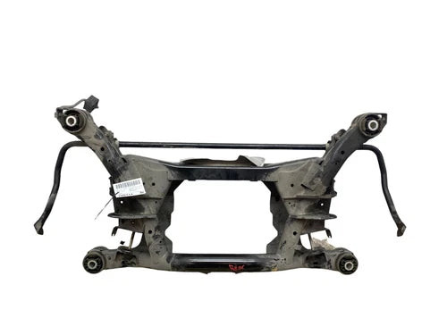 2018 - 2019 LAND ROVER DISCOVERY SPORT L550 OEM REAR SUBFRAME CROSSMEMBER used OEM rear subframe and crossmember