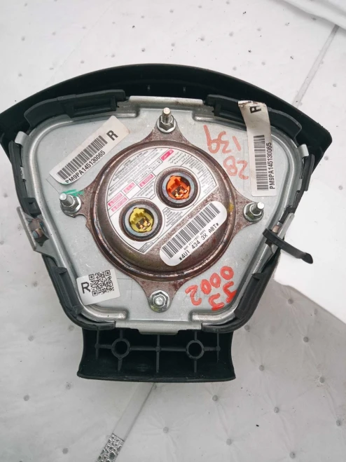 2019 Nissan Pathfinder Driver Steering Wheel Used OEM Airbag