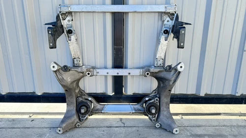 2018-2023 MASERATI GHIBLI RWD FRONT ENGINE CRADLE SUBFRAME CROSSMEMBER 670039027 Used OEM Rear Subframe Crossmember used OEM