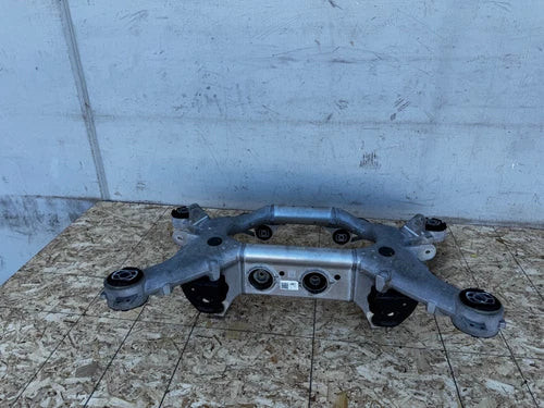 REA R SUBFRAME CARRIER CRADLE CROSSMEMBER RWD 2.5 GENESIS G80 OEM (2021-2024) used OEM rear subframe and crossmember