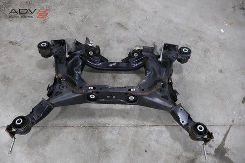 2020 - 2023 LAND ROVER DISCOVERY SPORT REAR SUBFRAME CROSSMEMBER OEM used OEM rear subframe and crossmember