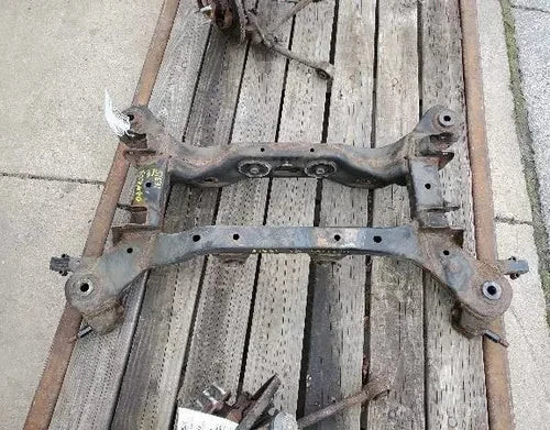 2010-2012 Hyundai Santa Fe Kia Sorento Rear AWD Subframe Crossmember Cradle OEM used OEM rear subframe and crossmember