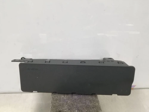 2025 Nissan Kicks Driver Knee SR Used OEM Airbag