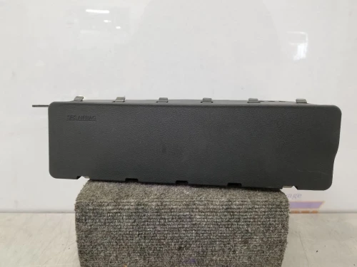 2025 Nissan Kicks Driver Knee SV Used OEM Airbag