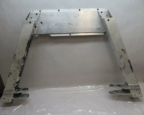 2015 MCLAREN 650S REAR ENGINE CROSSMEMBER SUBFRAME 11A7025CP.01 OEM 11A1176CP.04 used OEM rear subframe and crossmember
