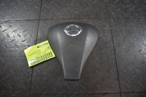 2013-2018 Nissan Altima Driver Steering Wheel Charcoal Used OEM Airbag