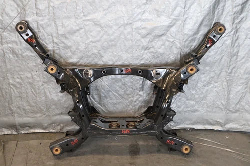 2010 NISSAN GT-R R35 GTR 3.8L OEM REAR SUBFRAME CROSSMEMBER ASSY #1654 used OEM rear subframe and crossmember