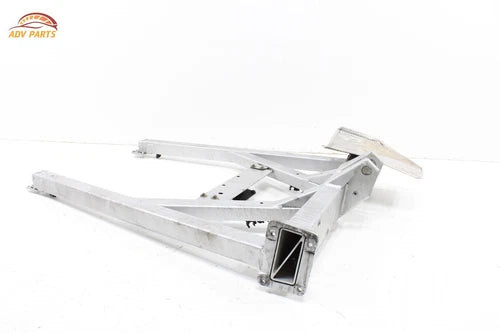 2005 - 2009 FERRARI F430 REAR SUBFRAME SUB FRAME MOBILE FRAME OEM used OEM rear subframe and crossmember