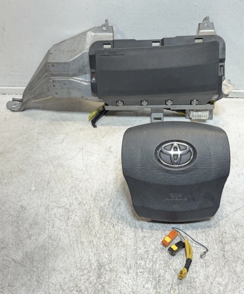 2005-2012 Toyota Avalon Driver Knee Used OEM Airbag