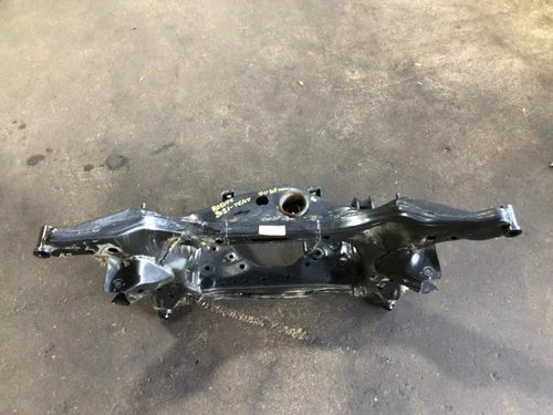 2021 NISSAN ROGUE REAR CROSSMEMBER K FRAME SUB FRAME OEM used OEM rear subframe and crossmember