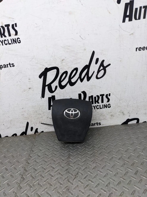 2012-2014 Toyota Prius C Driver Airbag Used OEM Airbag