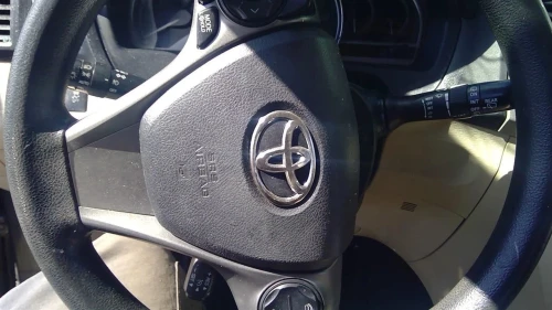 2013-2016 Toyota Venza Driver Steering Wheel Used OEM Airbag