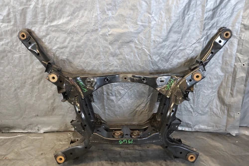 2016 NISSAN GT-R R35 GTR 3.8L VR38 OEM REAR SUBFRAME CROSSMEMBER ASSY #1565 used OEM rear subframe and crossmember