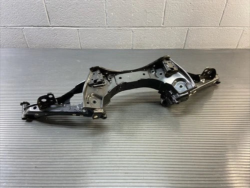 2023-2025 BMW X1 U11 X2 2.0L AWD Rear Subframe Cross Member 6894201 OEM used OEM rear subframe and crossmember