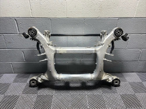2017 2018 2019 2020-2023 BMW X7 Rear CROSSMEMBER Subframe STABILIZER OEM used OEM rear subframe and crossmember