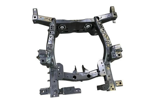 2025 GMC SIERRA EV DENALI OEM REAR SUSPENSION SUBFRAME CROSSMEMBER ASSEMBLY *1K* used OEM rear subframe and crossmember