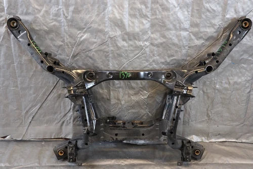 2010 NISSAN GT-R R35 VR38 3.8L OEM REAR SUBFRAME CROSSMEMBER #1370 used OEM rear subframe and crossmember
