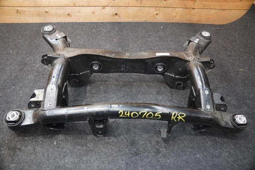 Rear Subframe Cradle Crossmember 675001730 Maserati Grecale Modena 2023 Used OEM Rear Subframe Crossmember used OEM rear