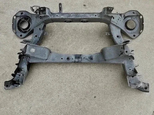 2011-2013 Infiniti QX56 Rear Crossmember Subframe Engine Cradle Assembly OEM used OEM rear subframe and crossmember