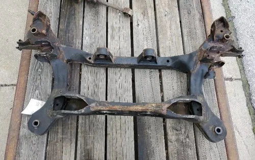 2011 2013 Kia Sorento 2010 2012 Hyundai Santa Fe Rear AWD Subframe Crossmember used OEM rear subframe and crossmember