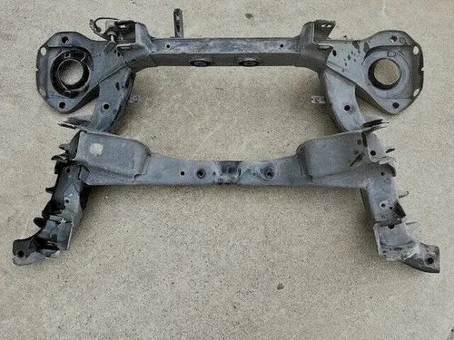2011-2013 Infiniti QX56 Rear Crossmember Subframe Engine Cradle Assembly OEM used OEM rear subframe and crossmember