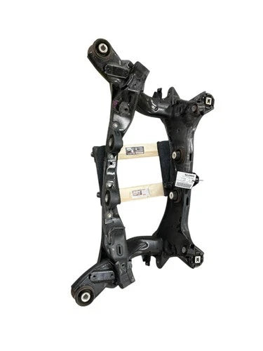 2023-2024 HONDA PILOT REAR SUBFRAME FRAME SUSPENSION CRADLE CROSSMEMBER OEM used OEM rear subframe and crossmember