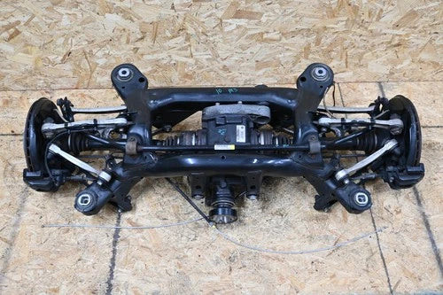 BMW E90 E92 E93 M3 DCT Rear End Subframe Suspension LSD Differential 3.15 OEM used OEM differential and carrier assembly