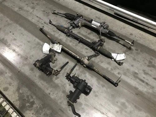1999-2007 Chevrolet Silverado 1500 Power Steering Gear Rack & Pinion 197k OEM used OEM rack and pinion