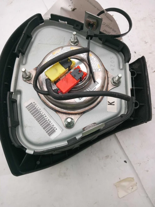 2015 Infiniti Q70 Driver Steering Wheel Used OEM Airbag