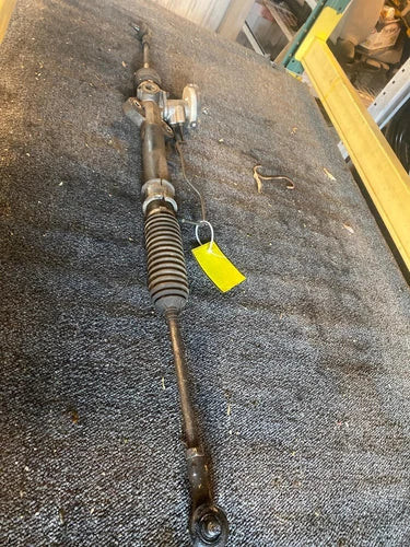 2001 - 2006 HYUNDAI ACCENT 1.6L Power Steering Gear Rack and Pinion Assembly OEM used OEM rack and pinion