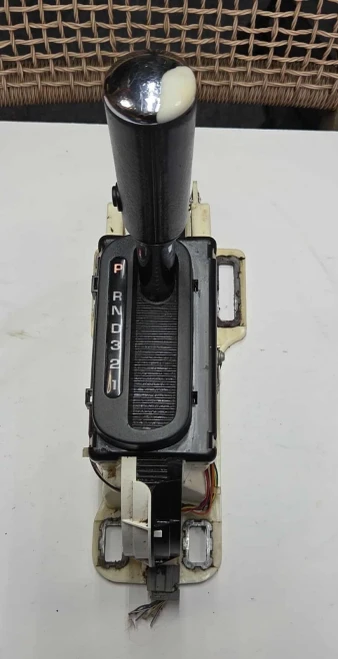 2006-2010 Ford Explorer Used OEM Floor Shifter