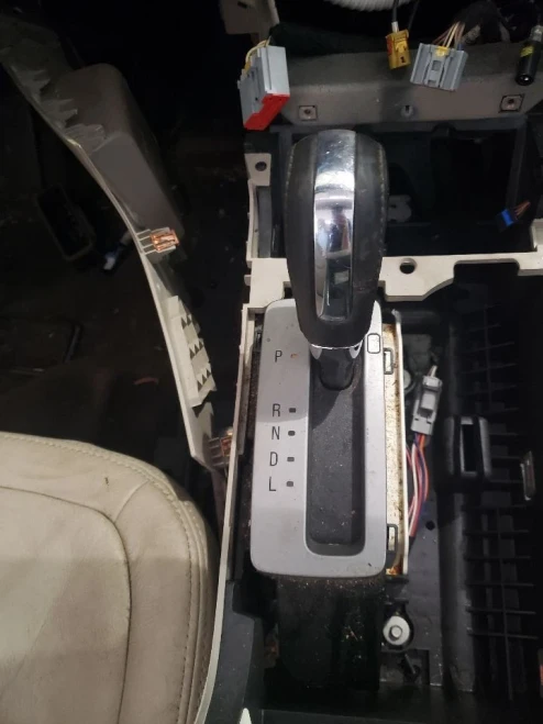 2009-2012 Ford Flex Used OEM Floor Shifter