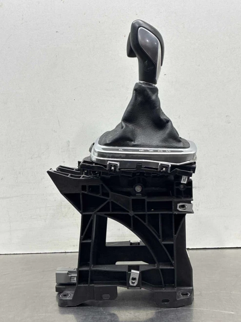 2018 Ford Edge F2GP7K004 Automatic Used OEM Floor Shifter