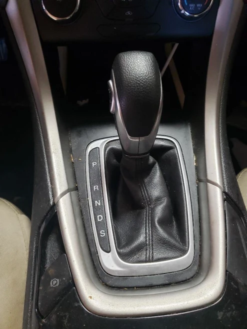 2013-2016 Ford Fusion FWD Used OEM Floor Shifter