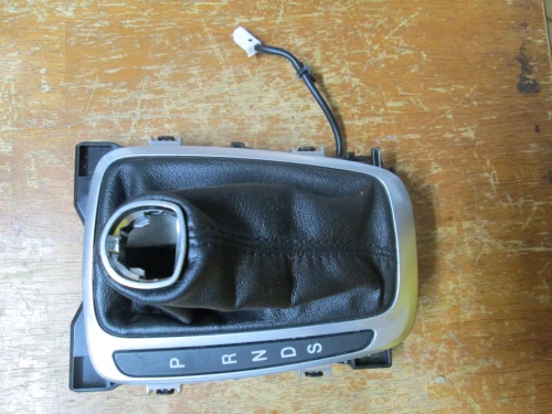 2016-2018 Ford Edge Automatic Used OEM Floor Shifter