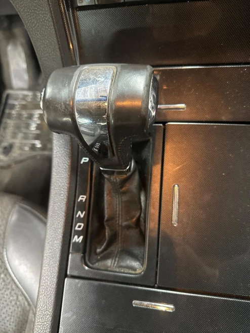 2010-2012 Ford Taurus AG1Z7210CE Used OEM Floor Shifter